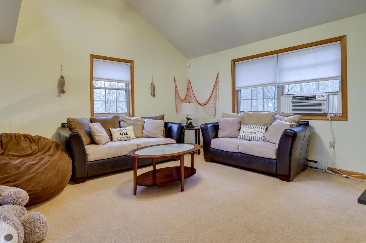 Cozy Big Bass Lake Home With Hot Tub And Game Room! Gouldsboro Екстериор снимка