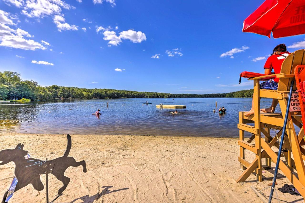 Cozy Big Bass Lake Home With Hot Tub And Game Room! Gouldsboro Екстериор снимка